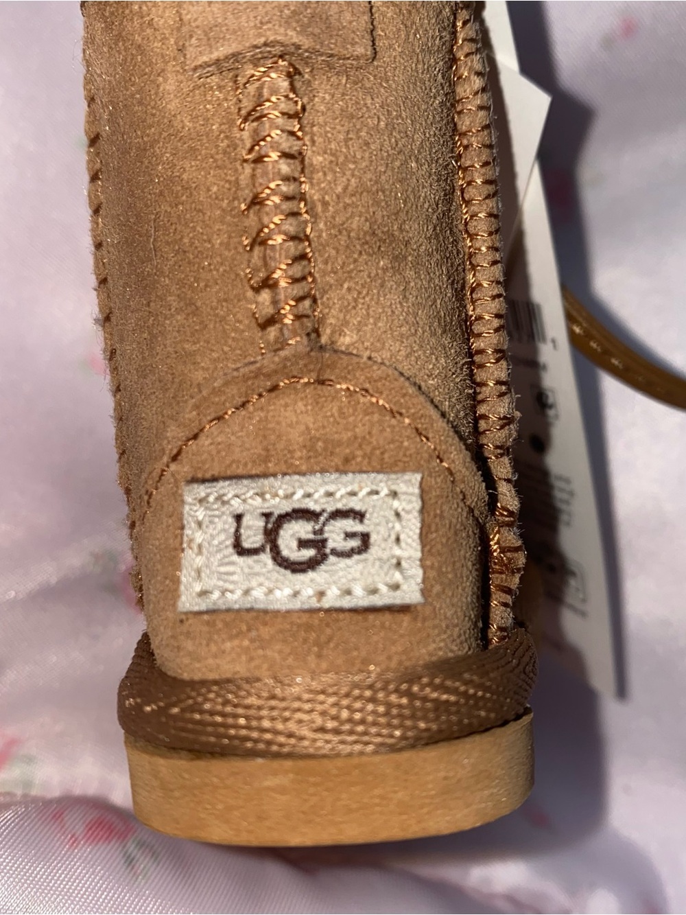 UGG Classic Charm Bag charm Chestnut color New